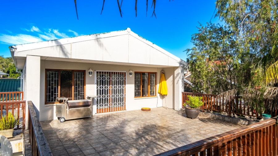 5 Bedroom Property for Sale in Denver Park Western Cape
